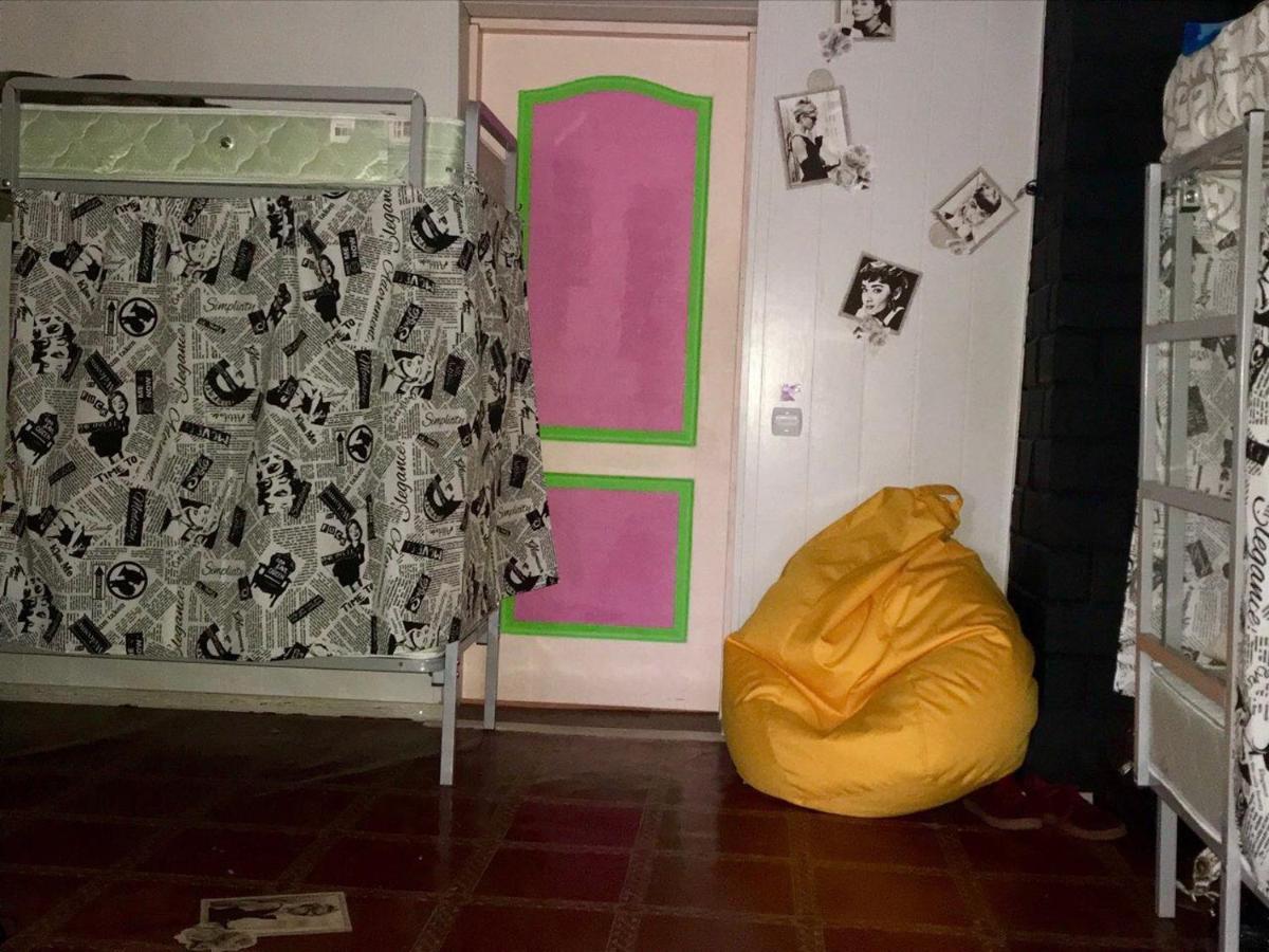 Lucky Hostel На Крещатике キエフ エクステリア 写真