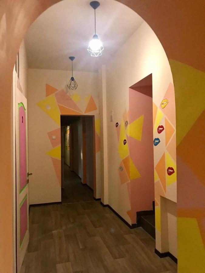 Lucky Hostel На Крещатике キエフ エクステリア 写真