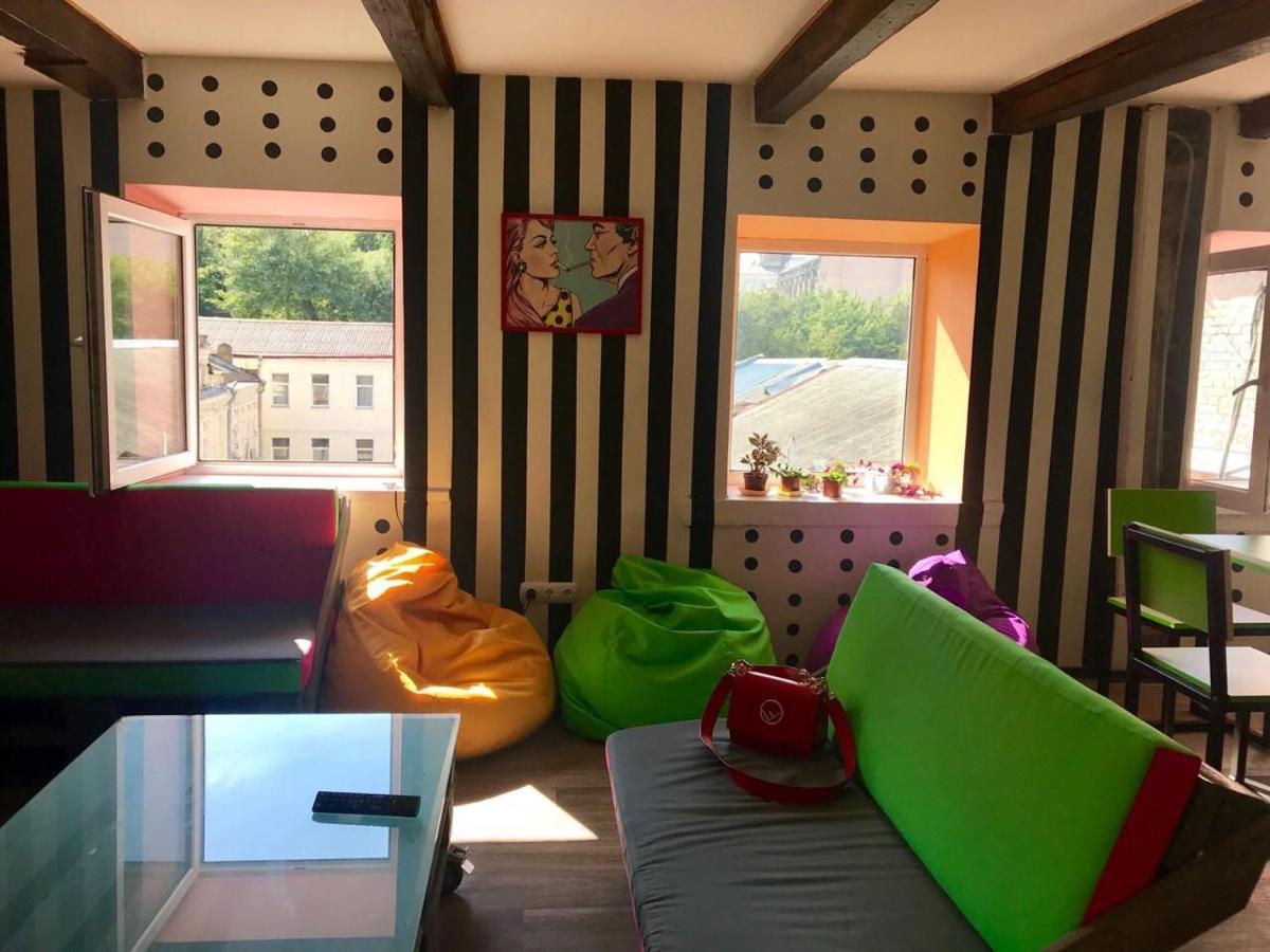 Lucky Hostel На Крещатике キエフ エクステリア 写真